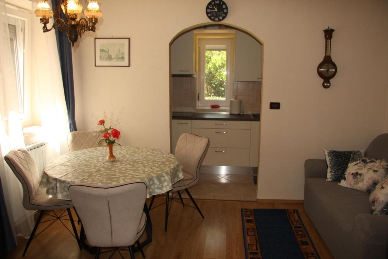 Apartman Rino Basanija Exterior photo