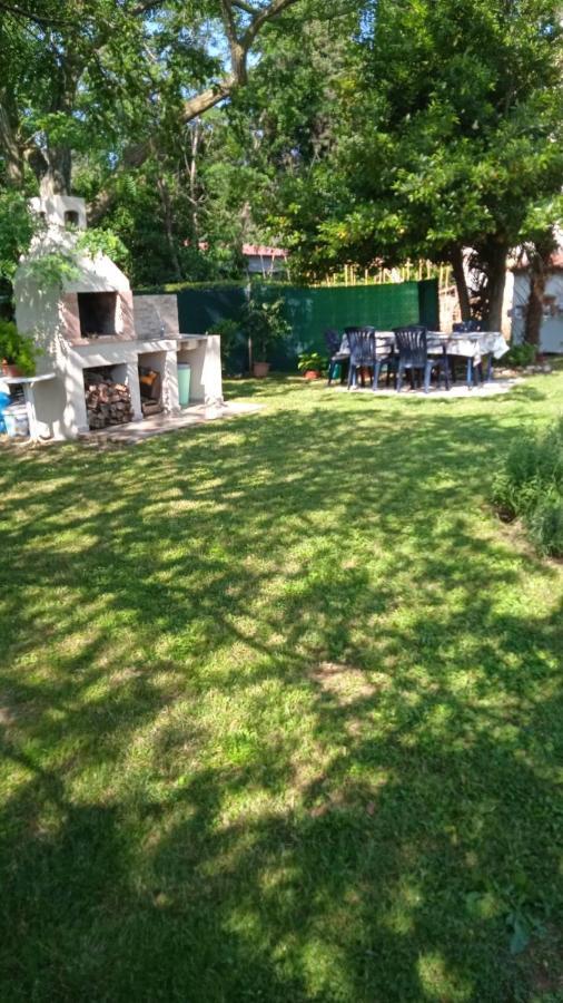 Apartman Rino Basanija Exterior photo